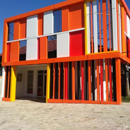 Djo Front One Inn Bengkulu Dış mekan fotoğraf