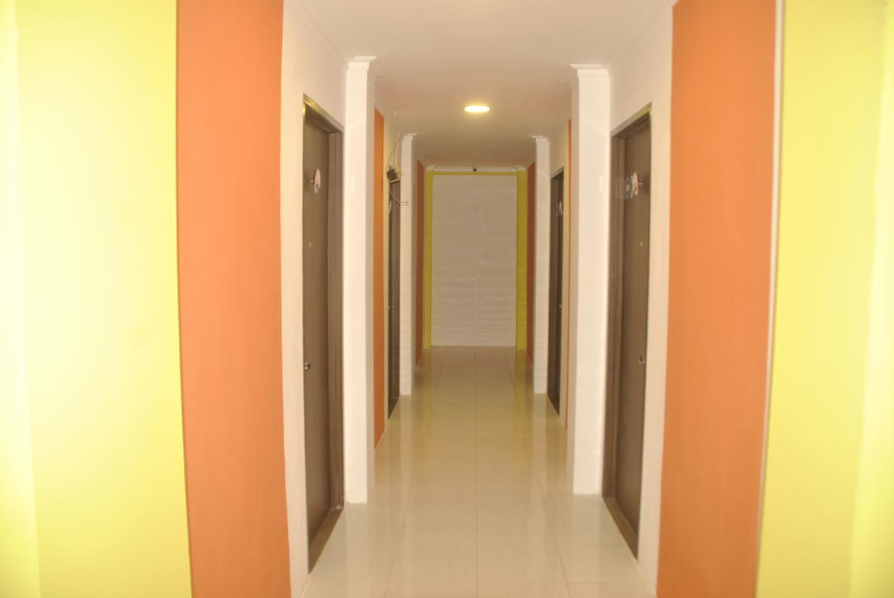 Djo Front One Inn Bengkulu Dış mekan fotoğraf