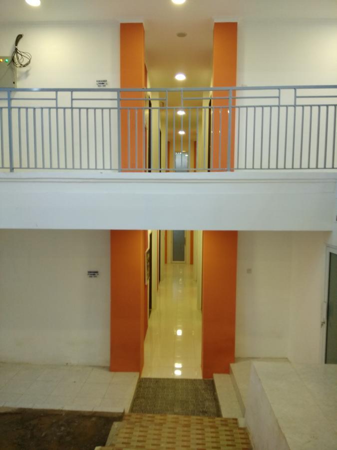 Djo Front One Inn Bengkulu Dış mekan fotoğraf