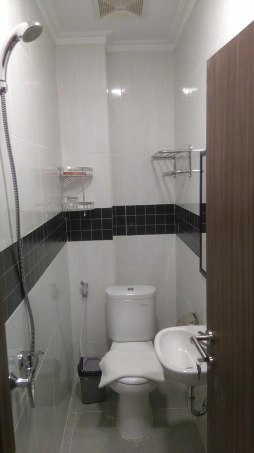 Djo Front One Inn Bengkulu Dış mekan fotoğraf